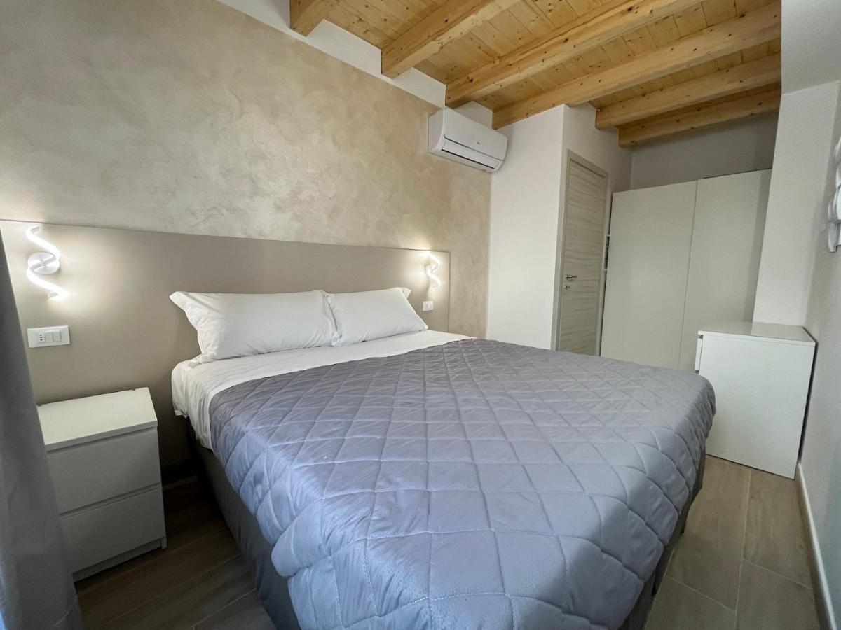 Anfite Apartments Santa Maria Desenzano del Garda Exteriör bild