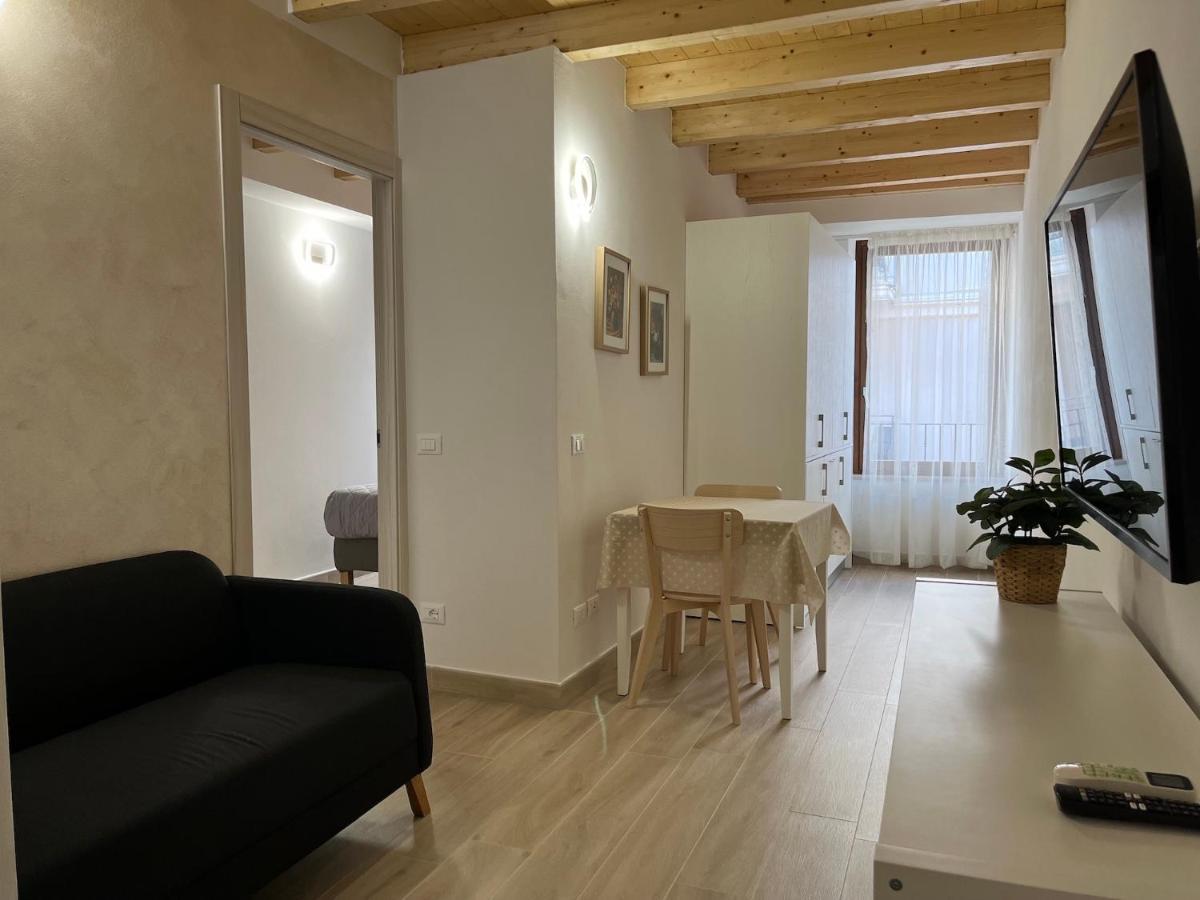 Anfite Apartments Santa Maria Desenzano del Garda Exteriör bild